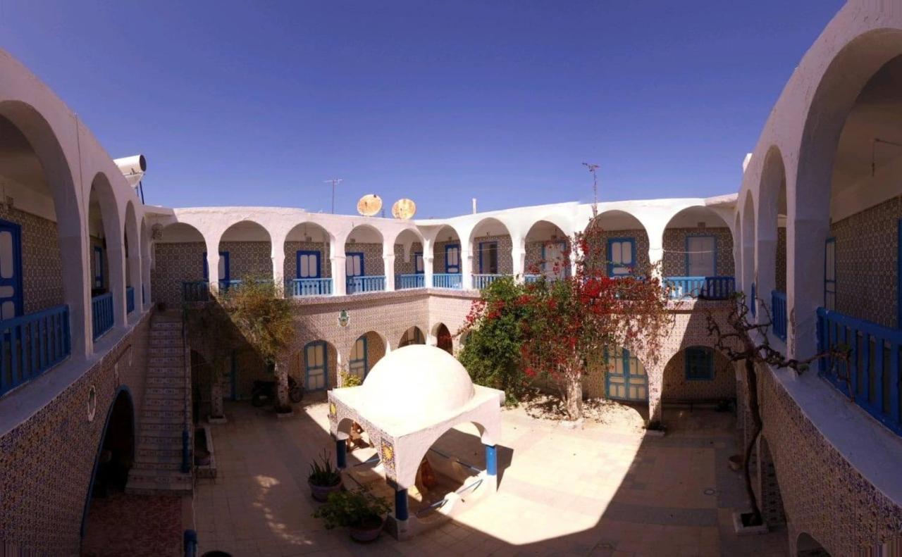 Hôtel Sindbad Houmt Souk  Bagian luar foto