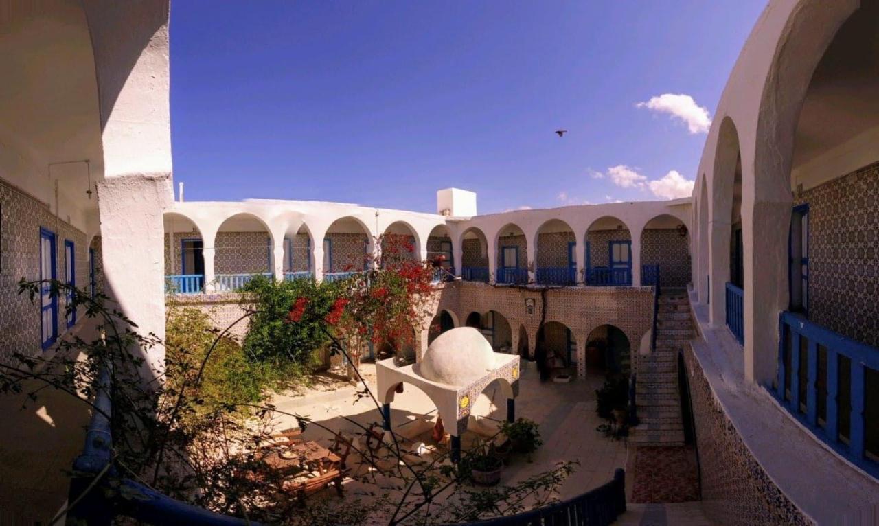 Hôtel Sindbad Houmt Souk  Bagian luar foto