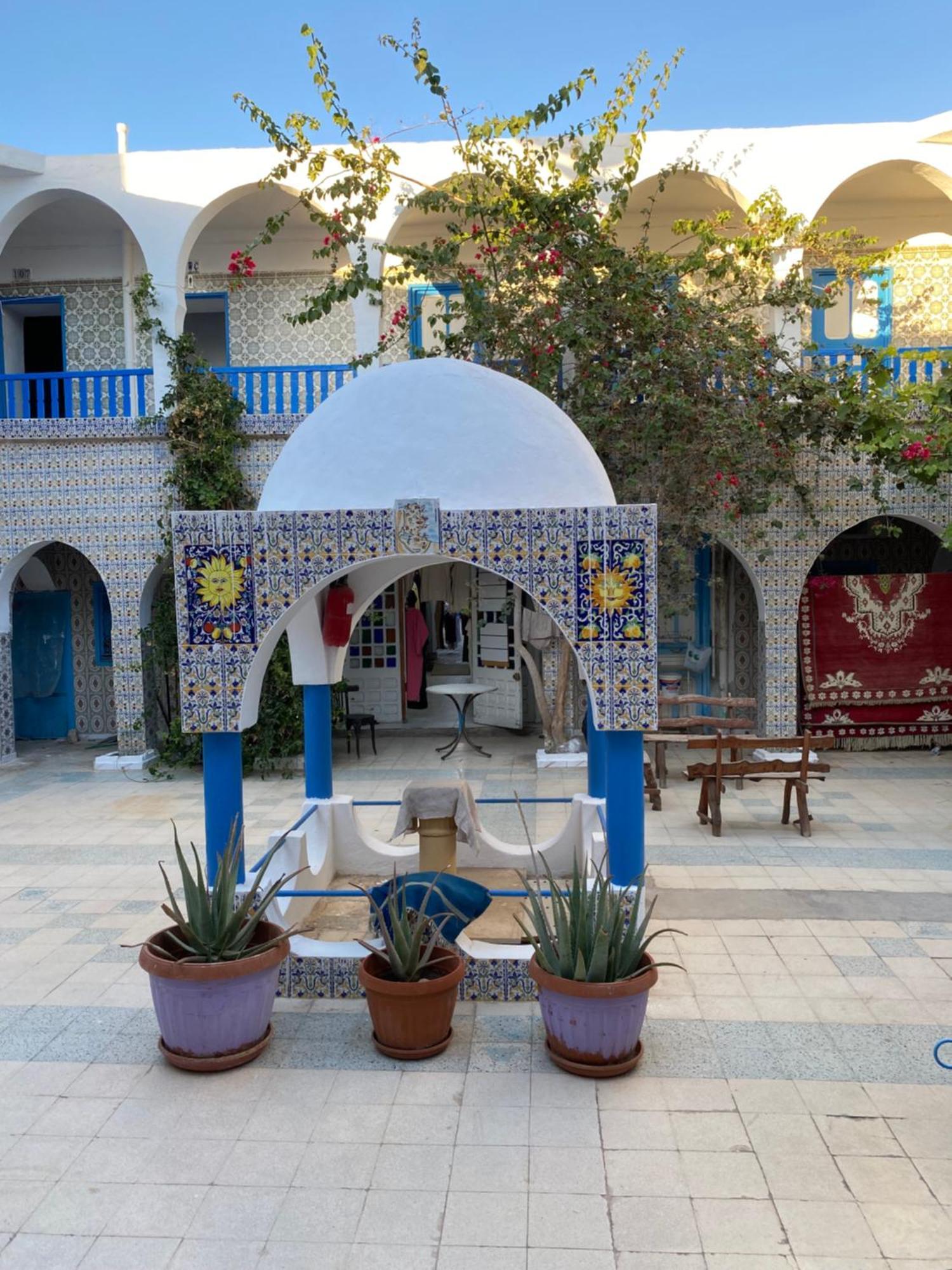 Hôtel Sindbad Houmt Souk  Bagian luar foto